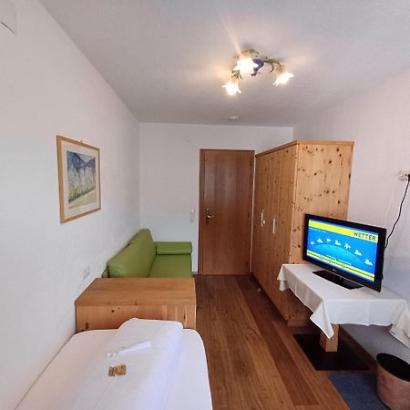Hotel Am Roemerweg Фісс Екстер'єр фото