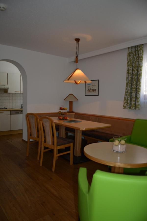 Hotel Am Roemerweg Фісс Екстер'єр фото