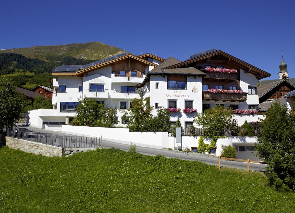 Hotel Am Roemerweg Фісс Екстер'єр фото
